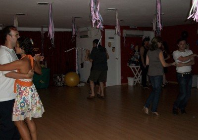 Dança de Salão, ballet, jazz, dança de rua, hip hop, dança do ventre, Zumba, flamenco, sapateado, contemporâneo, dança em perdizes  Carnaval 2010 - 19